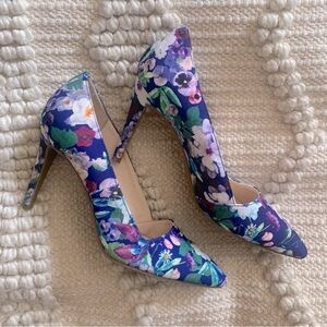 BAR lll - Blue Floral Pumps - size 6.5